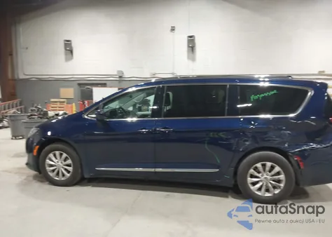 2018 Chrysler Pacifica Touring L из США, поврежденный, VIN 2C4RC1BG6JR280691